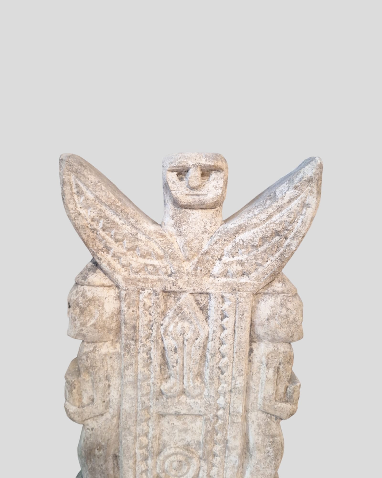 UTOMO STONE TRINKET
