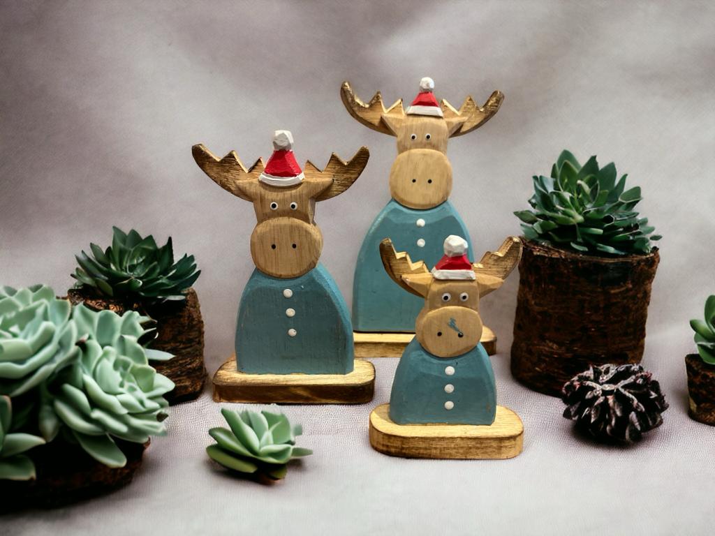 SET OF THREE CHRISTMAS REIGNS