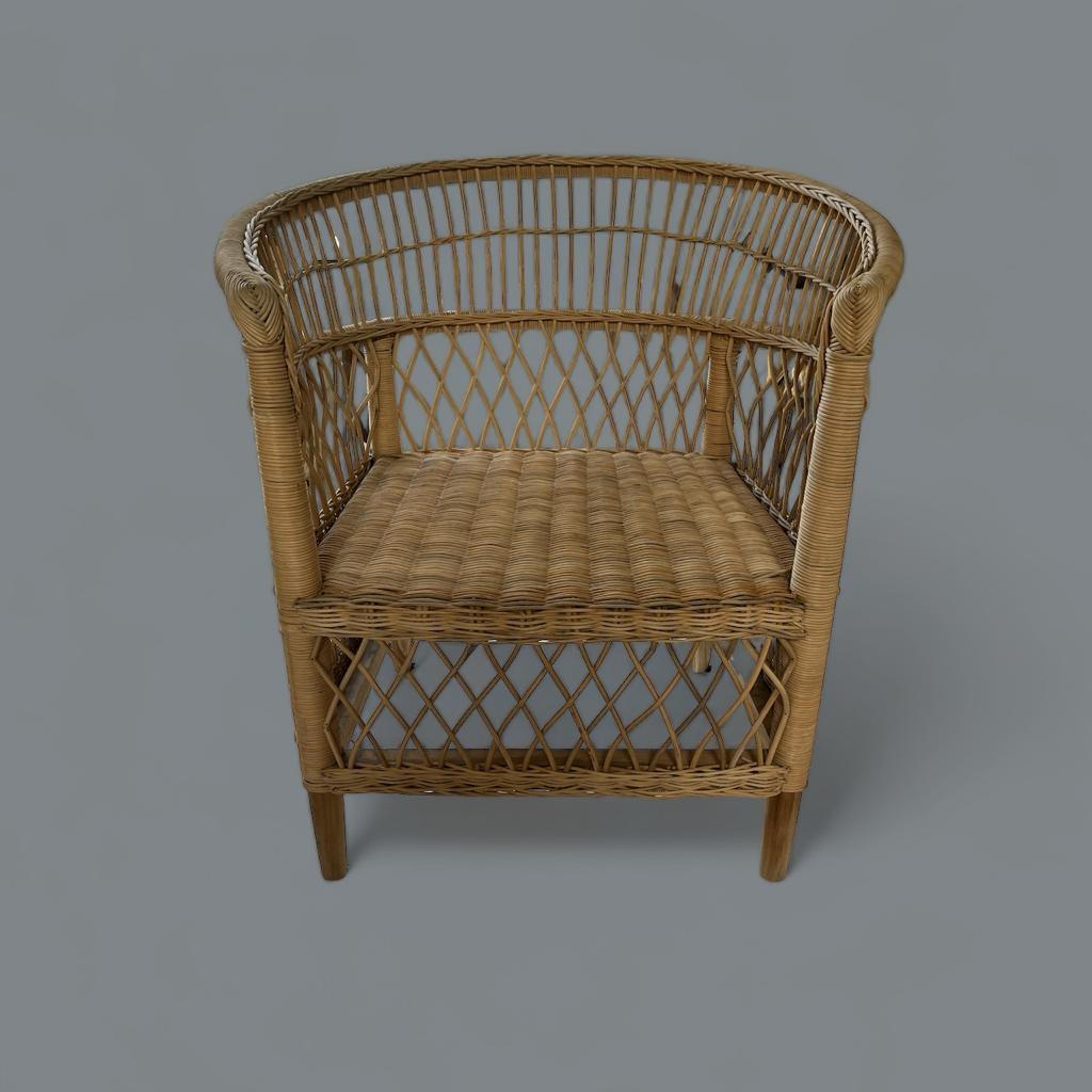 MUTIA SOFA