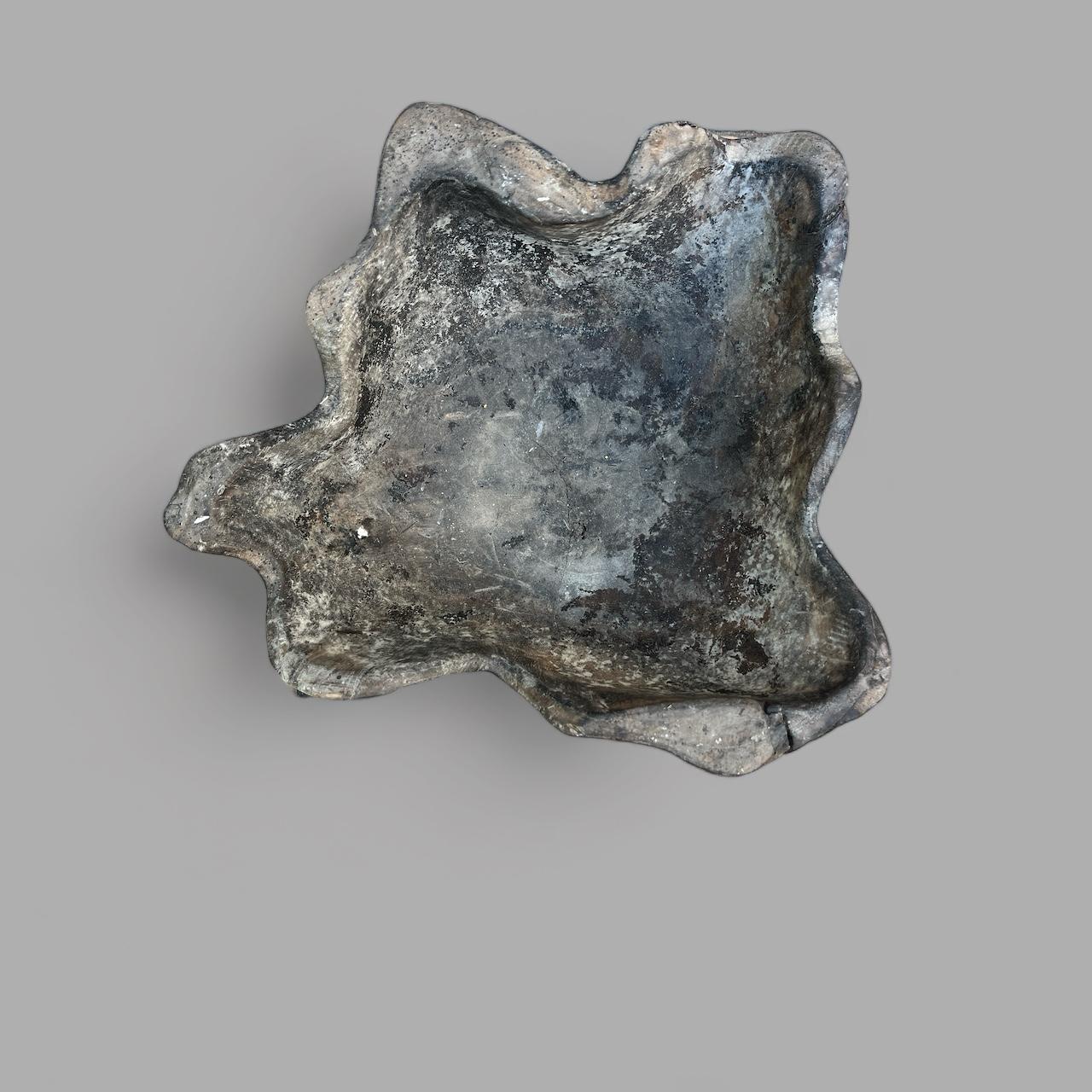 ASYMMETRIC BOWL