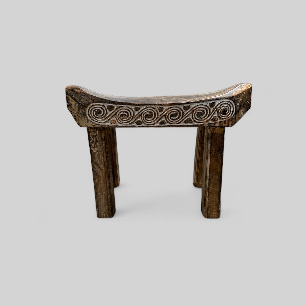 BORDER BENCH