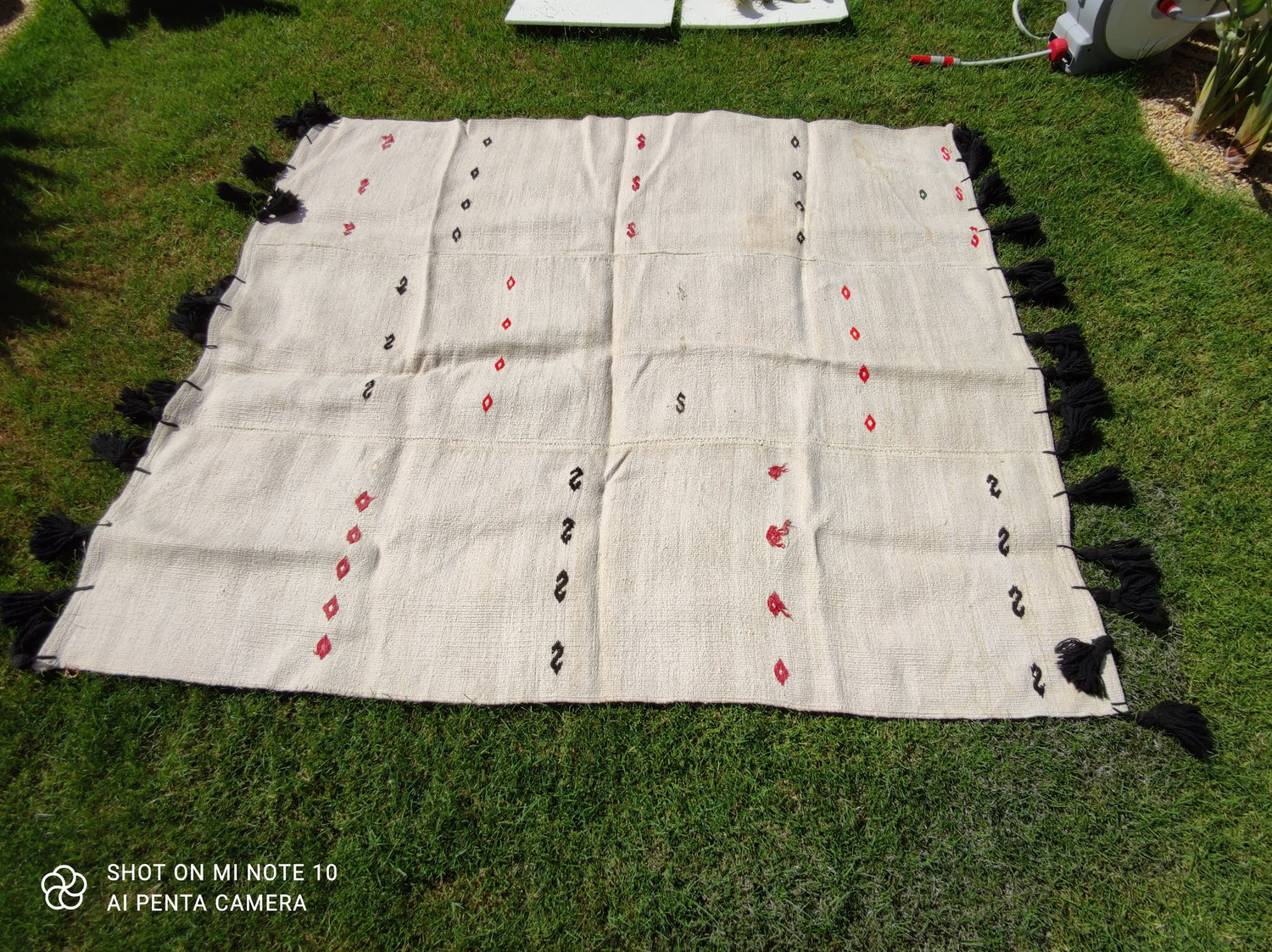 DESENLİ KENDİR HALI