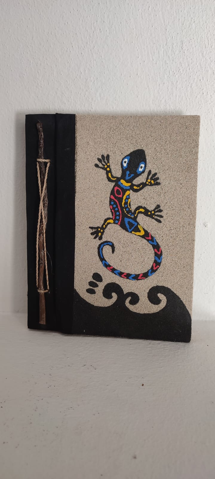 COLORFUL GEKO EMBROIDERY BLACK EDGE NOTEBOOK