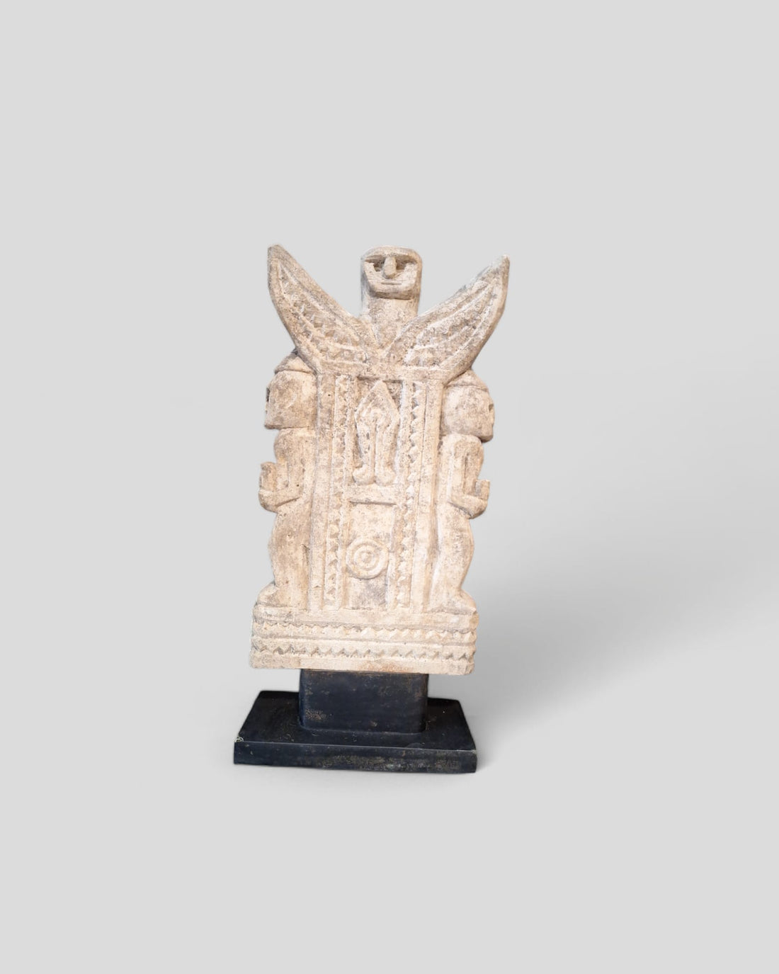 UTOMO STONE TRINKET