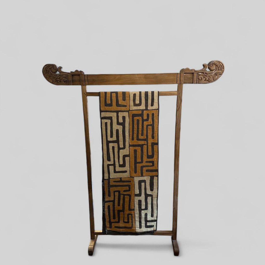 MADURA HANGER