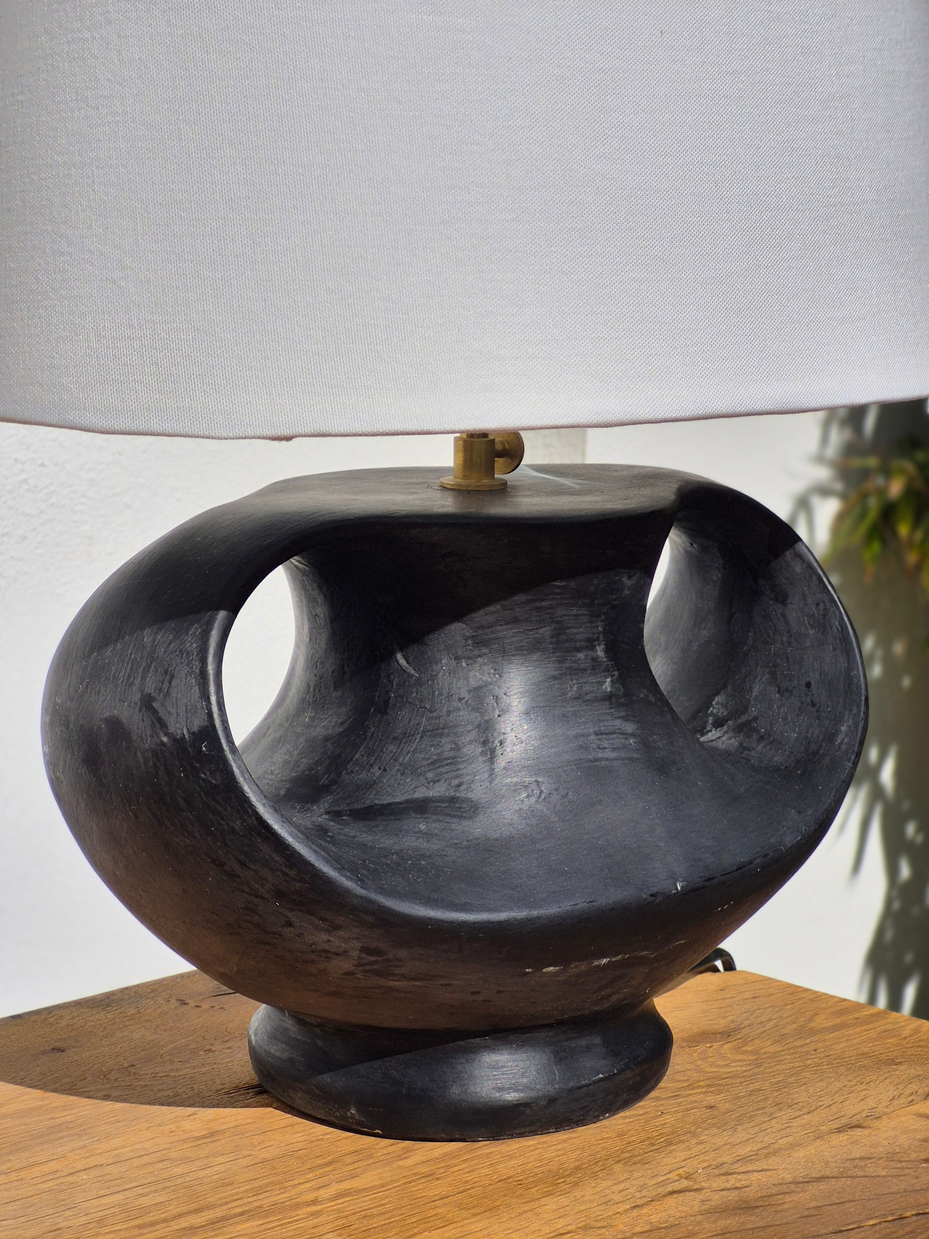 DOUBLE HANDLED LAMPSHADE
