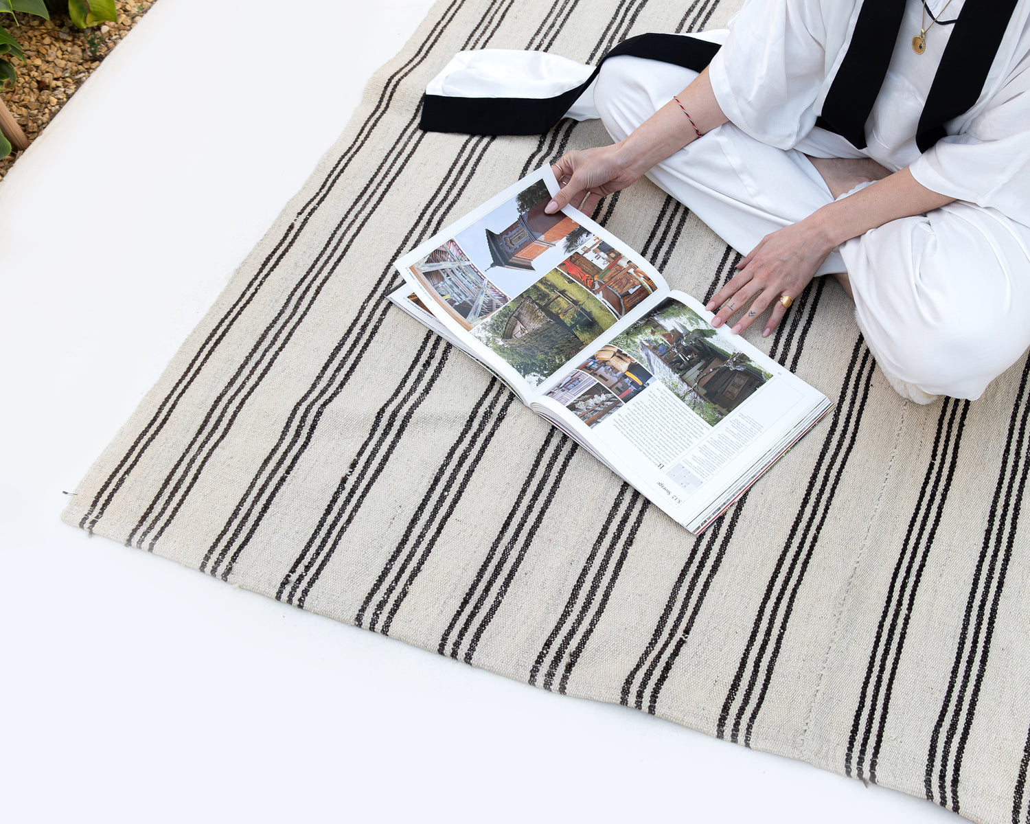 KAHVE ÇİZGİLİ KİLİM