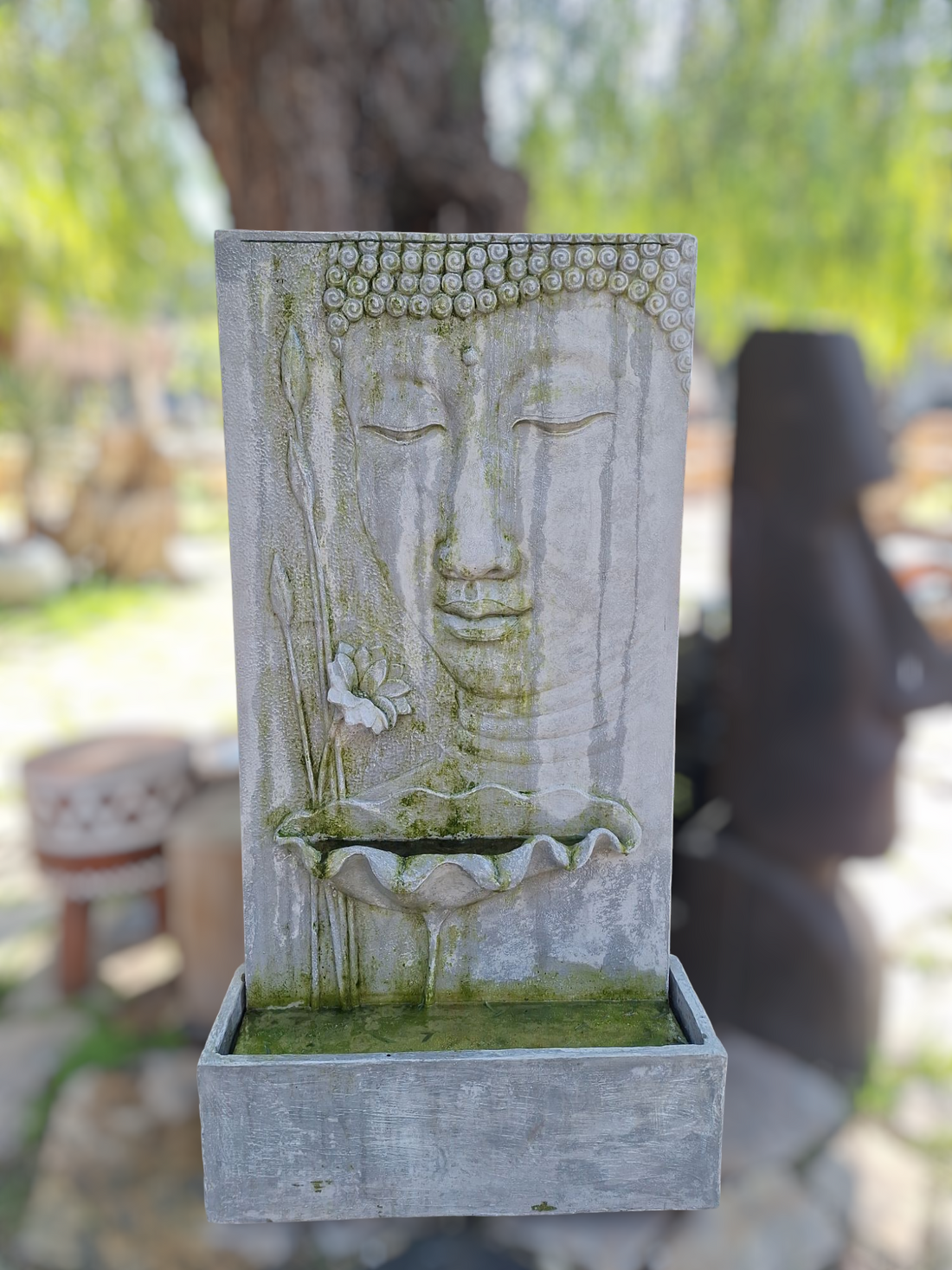 HAURVALAT POOL SCULPTURE