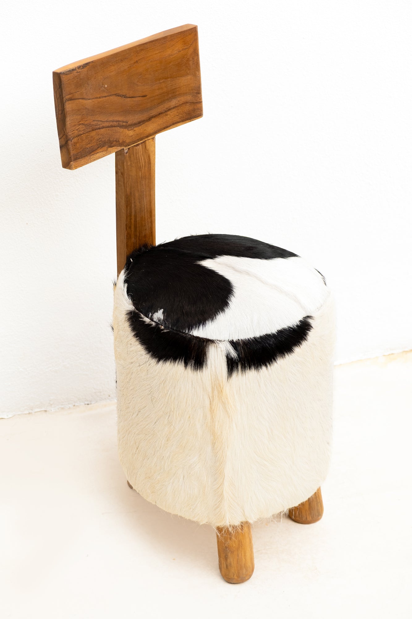 CALFSKIN STOOL WITH BACK