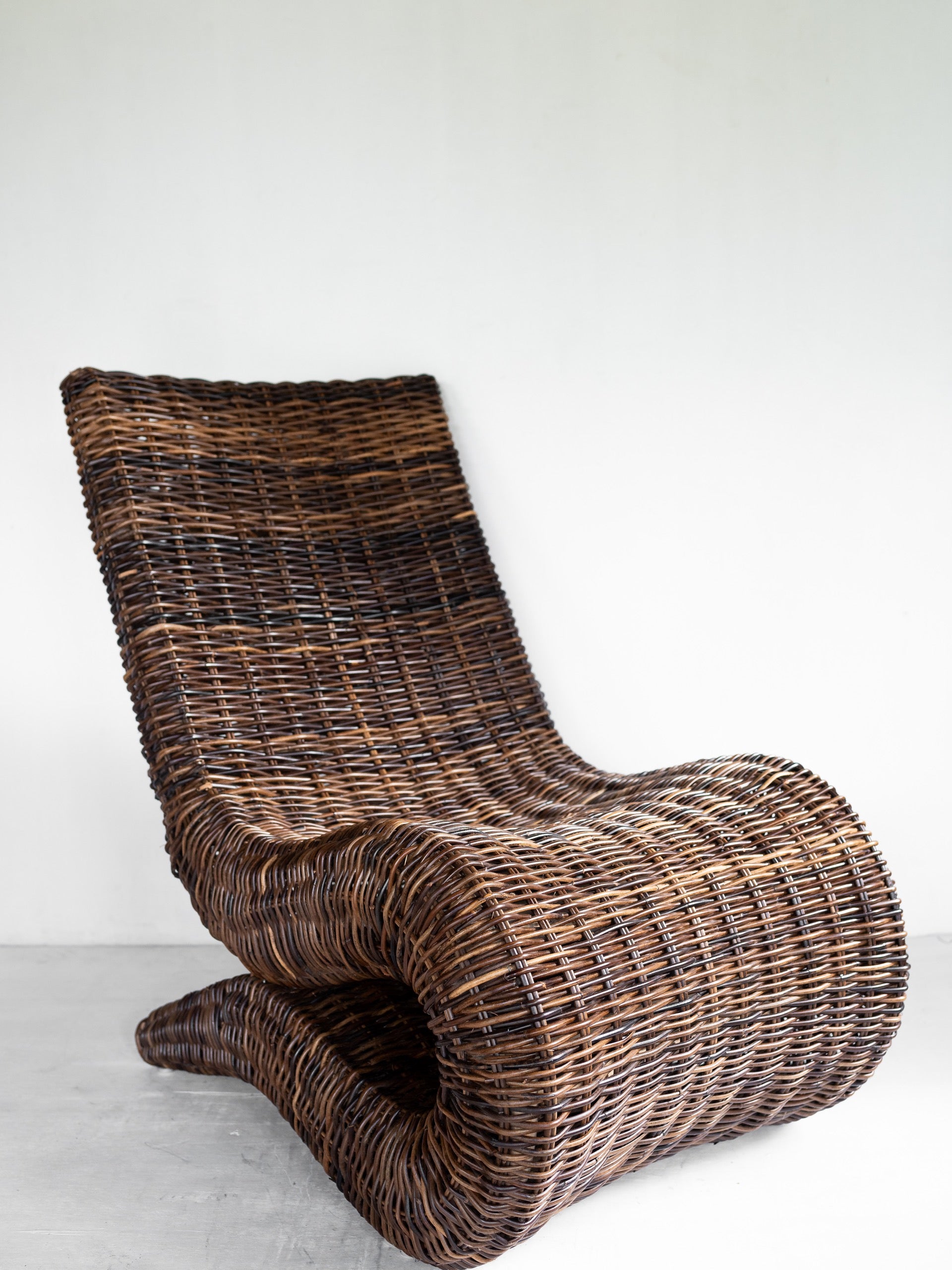 COBRA RATTAN SOFA