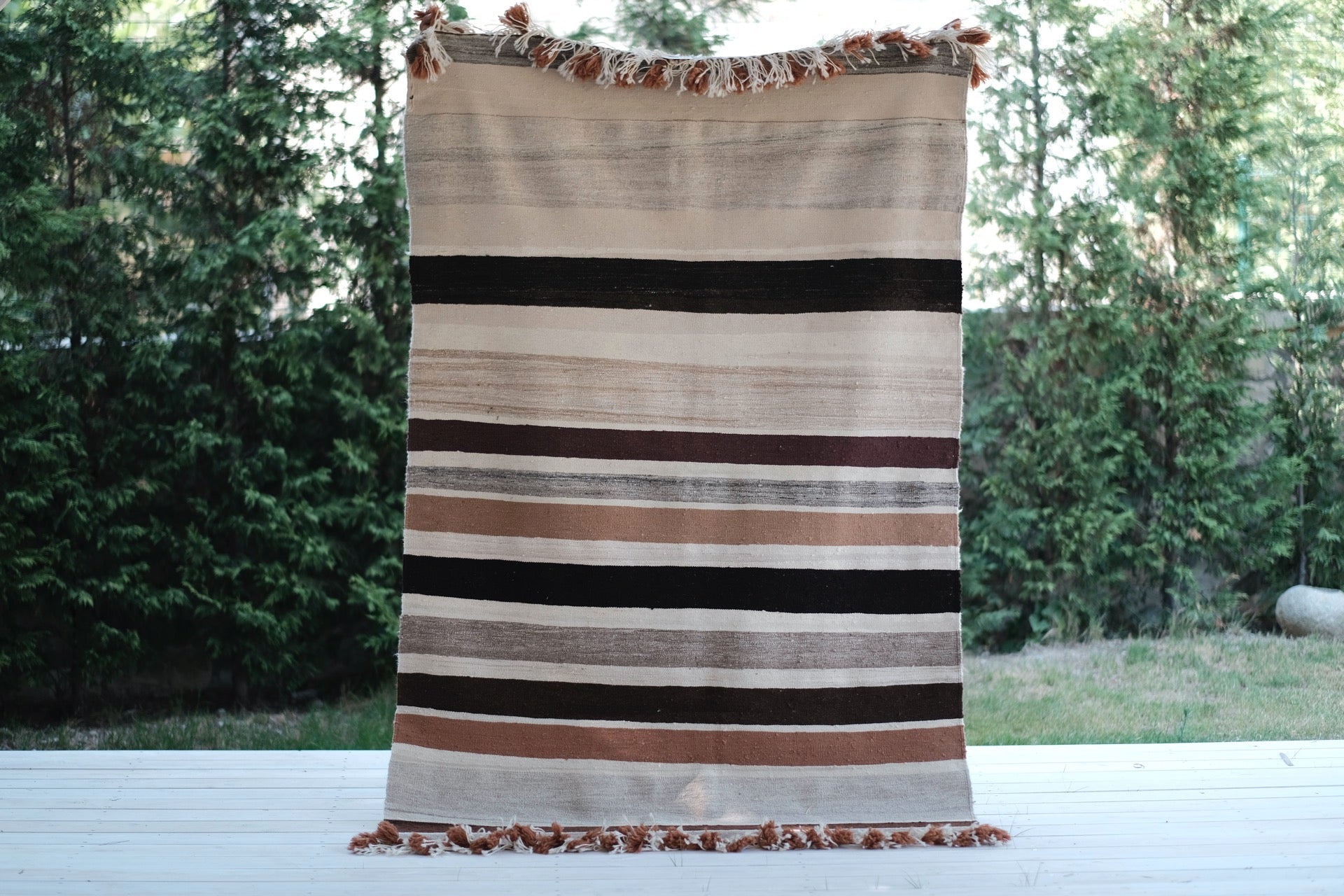 TAUSTED NATURAL STRIPED RUG