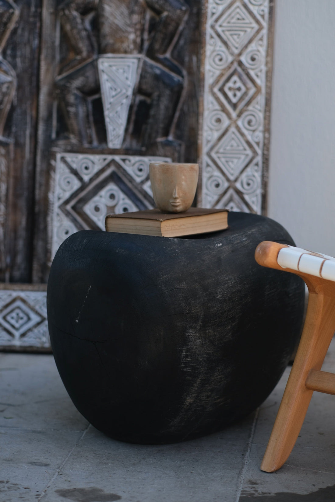 SUAR BLOCK OVAL STOOL